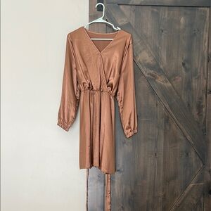 Elegant Brown Long-Sleeve Dress